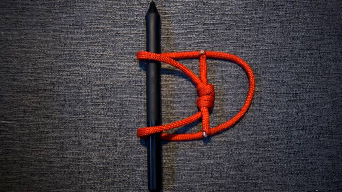 step 2 of a prusik knot over a pen tablet pen
